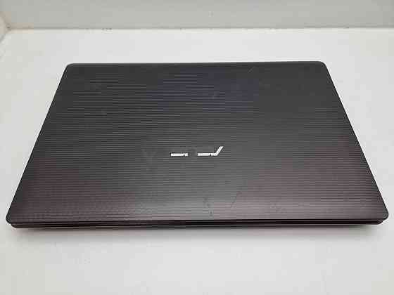 Ноутбук Asus x52s i5-2430M\4gb ddr3\0\ АКБ- (Б клас) Луцк