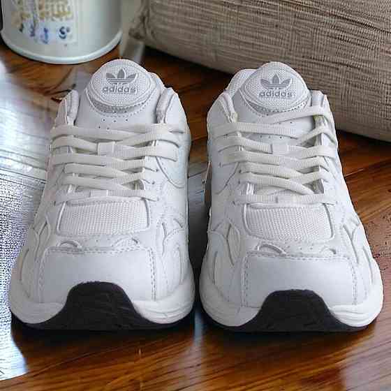 Кросівки Adidas Astir Чоловічі Білі Адідас Boost (розміри: 41,42,43,44,45) Дніпро