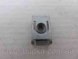 Утримуюча пластина RENAULT-PEUGEOT-FIAT утримуюча пластина 0,5-4 мм - гвинт Ø 6 мм - розмір 23,5 X 15 мм 10592 Киев