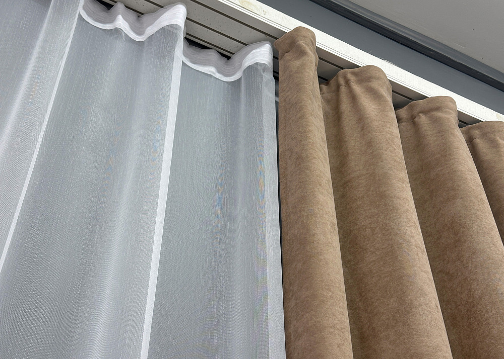 Комплект штор VR-Textil Микровелюр Petek 150х270 2шт и Тюль 400х270 1701ш-1153т Капучино с белым 71-055/3 Киев - изображение 8