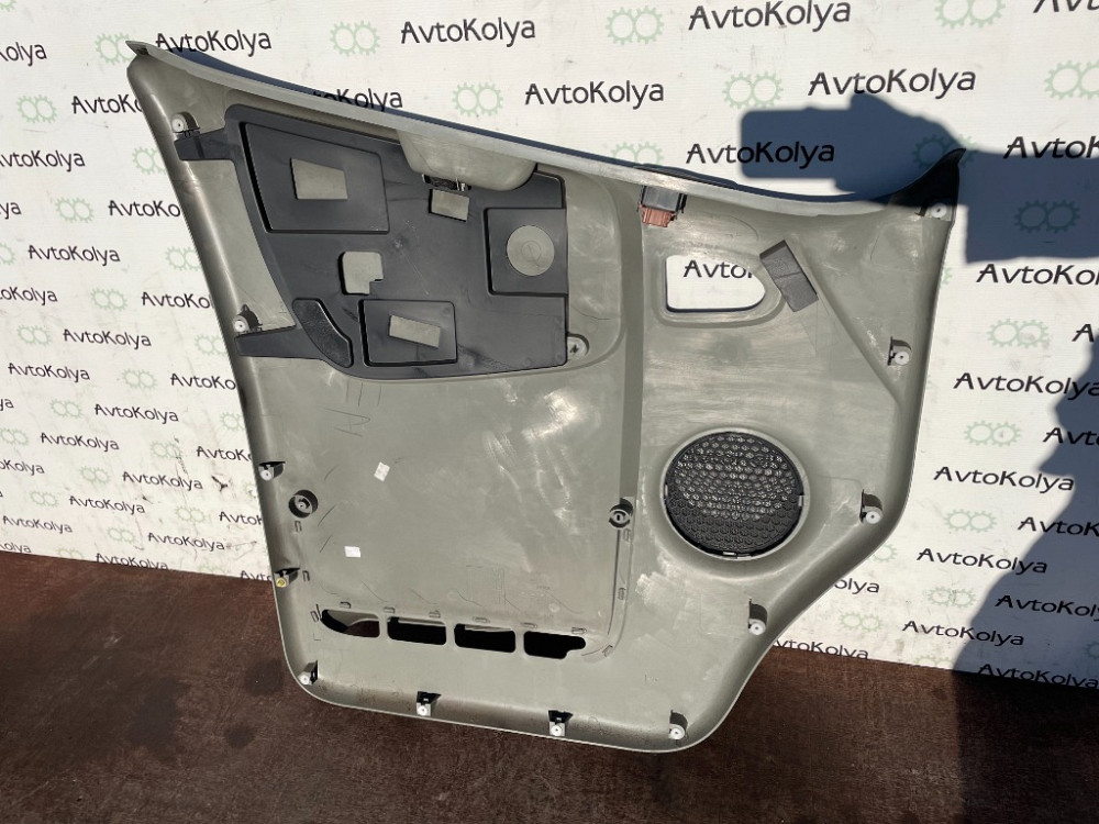 Карта обшивка передніх правих дверей Opel Vivaro 2001-2013 Ковель - изображение 3