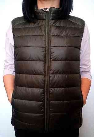 Женская  стеганая жилетка,полубатал Киев