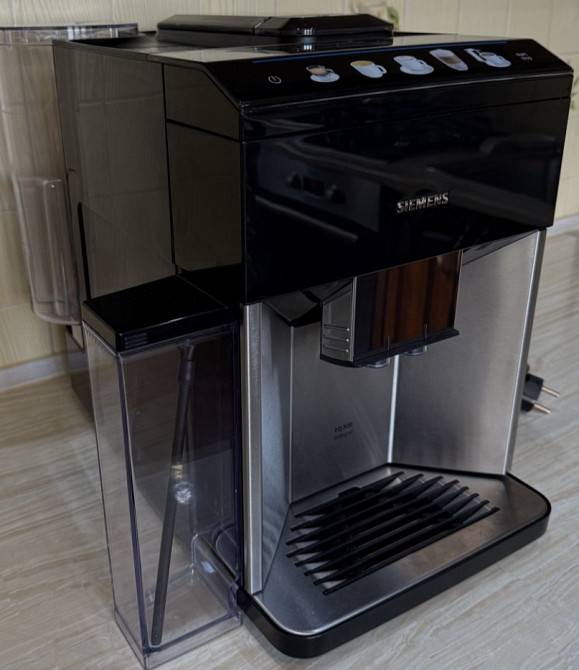 Сучасна кавомашина з підсвіткою Siemens EQ.500 integral Київ - фото 8