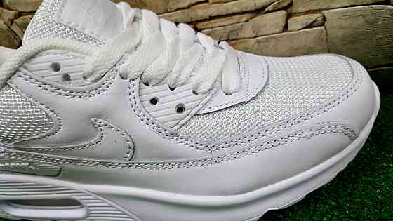 Женские кожаные кроссовки Nike Air Zero Киев