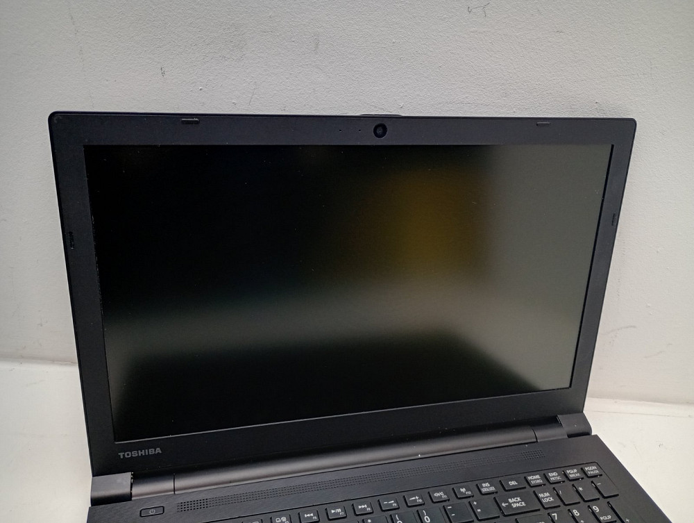 Ноутбук Toshiba R50-B i3-4005u\4\0 АКБ+ (товар вживаний) Луцк - изображение 3
