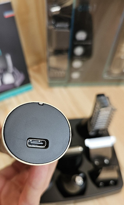 Професійний набір Vgr 106 тример машинка бритва стрижка металевий. Киев - изображение 1