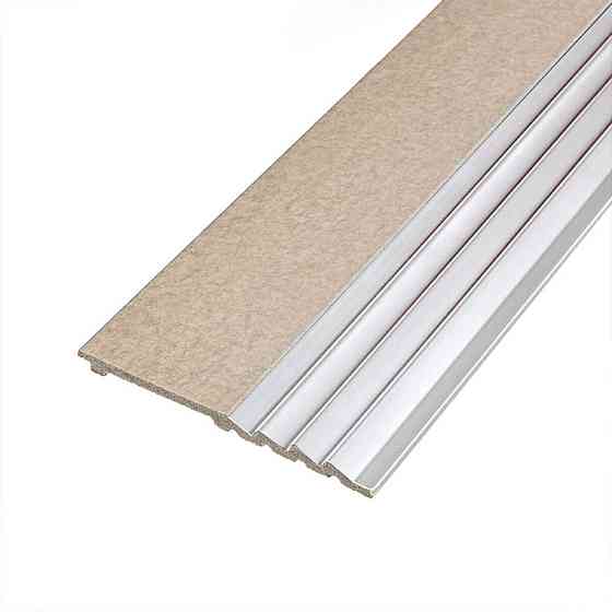 Декоративная бежевая рейка с серебристым акцентом Киев