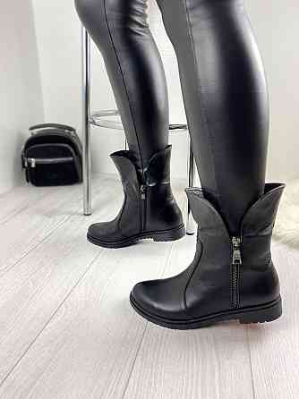 Напівчоботи жіночі M.KRAFT чорні натуральна шкіра зима висота 18см подошва 3,5см (2203) 38р. 40 Коломыя