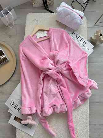 Жіночий теплий короткий халат на запах з рюшами Одеса