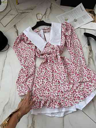 Жіноча романтична мінісукня-комбінезон у квітковий принт із білим коміром софт + котон Рожевий, 44/46 Одеса