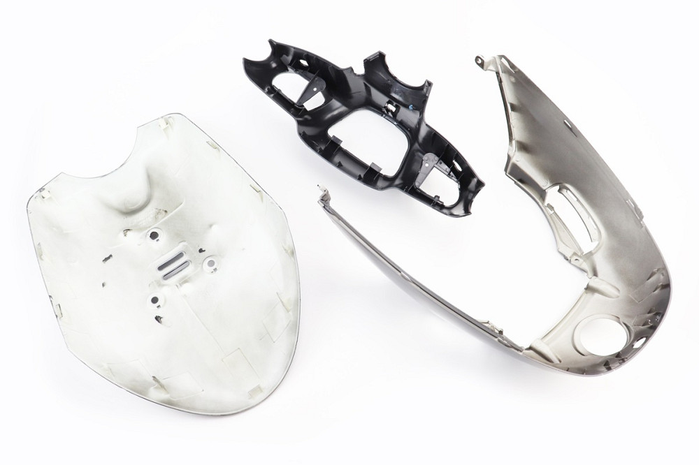 УЦІНКА Yamaha JOG SA-24 BJ пластик - передній верхній "дзьоб", ЧОРНИЙ (відламане кріплення, див. фото) Київ - фото 2