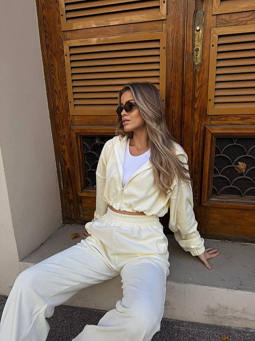 Женский стильный повседневный костюм двойка велюр (95% хлопка и полиэстера 5%). 46/48 Одесса - изображение 5