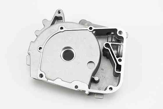 Кришка двигуна права (під щуп) тип 1 Київ