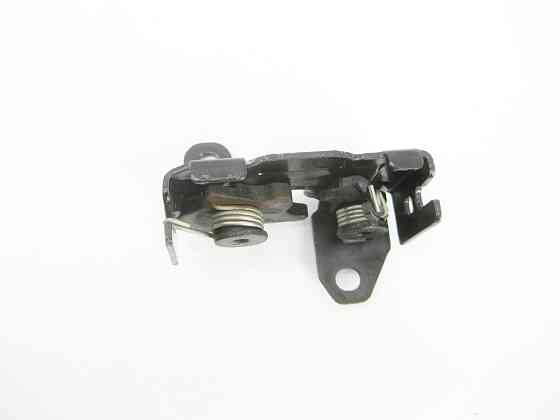 Mercedes-Benz  A2048800260 Замок - фіксатор капота бічний нижній C-Class W205 GLC X253 E-class W213 E-class Coupe C238 CLS C257 E-class W212 C-Class W Одесса