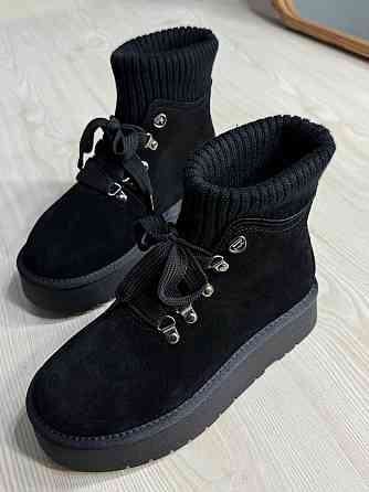 Уггі жіночі Hengji 007-1 замшеві шнурівка зі шкарпеткою чорні, 41, 25,5 см Київ