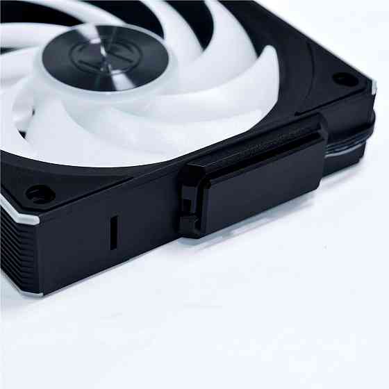 Вентилятор Lian Li Uni Fan CL Wireless 120-3 Black (G99.12CL1W3B.00) ( 17561 ) Харьков
