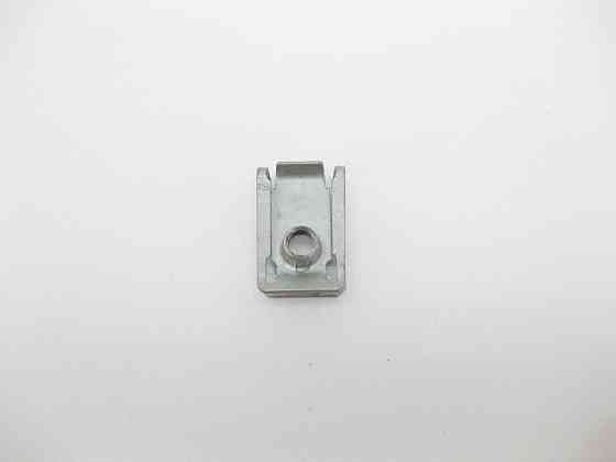 Mercedes-Benz  A0049941345 Скоба кріпильна з різьбленням M5 E-Class W212 W212 C207 CLS C218 C219 C-Class W204 ML GLE W165 GL GLE X166 W167 C292 Одесса