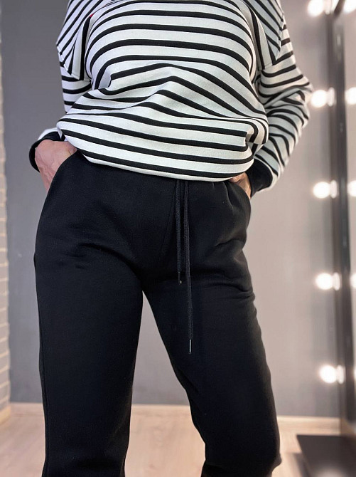 Штаны женские ENJOY 2925 спортивные джоггеры на резинке утепленные на флисе черные, черный, M Киев - изображение 3