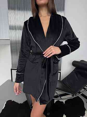 Женский велюровый короткий халат на запах с карманами Одесса