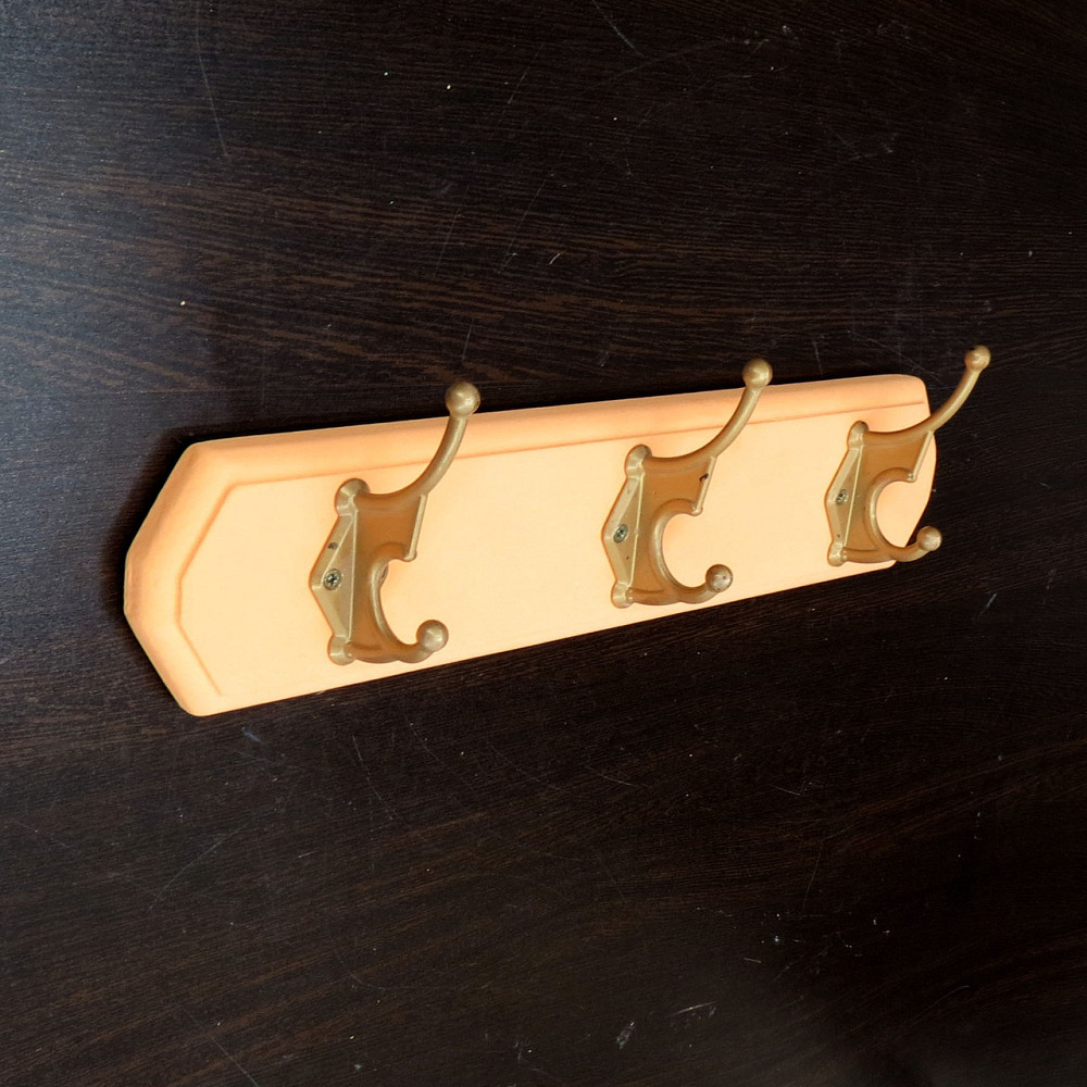 Вішалка для одягу "Гатіно 3" грейпфрут Миколаїв - фото 1