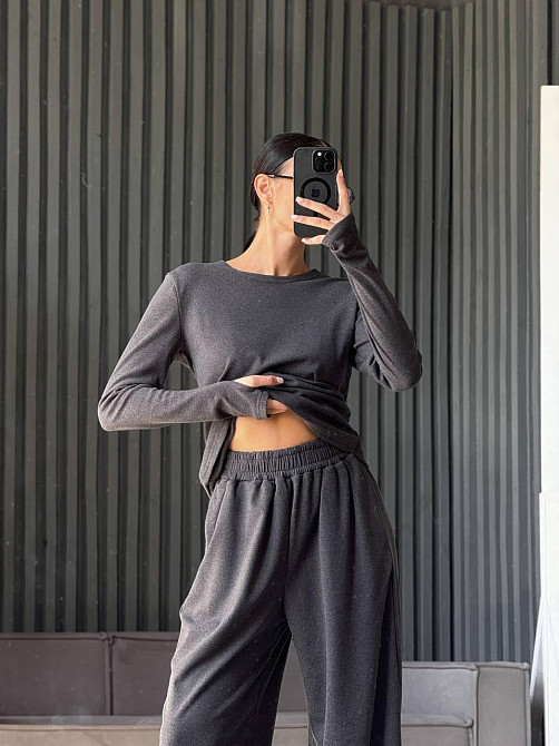 Жіночий теплий базовий костюм-двійка з турецького мікрофлісу Графіт Одеса - фото 9