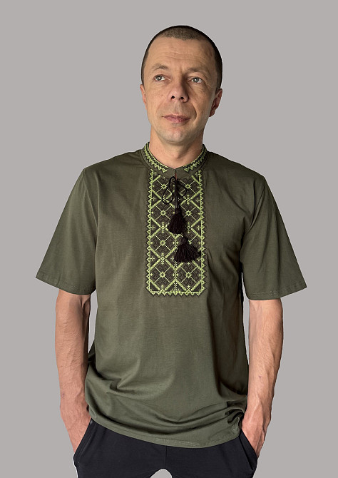 Чоловіча футболка вишиванка кольору хакі із салатовим орнаментом M Київ - фото 1