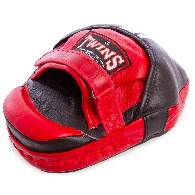 Лапа вигнута для боксу та єдиноборств TWINS PML14 розмір 27x20x10 см чорний-червоний Київ - фото 3