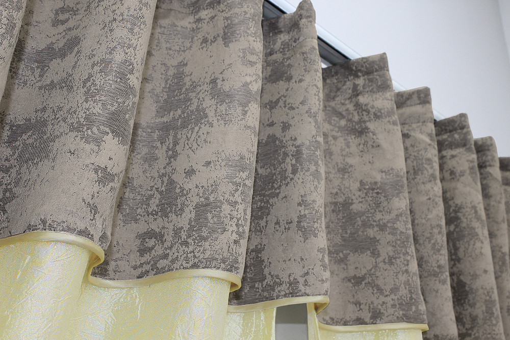 Кухонные шторы VR-Textil № 073к с ламбрекеном и подхватами светло-золотистый с кофейно-серым 270х170 см (52-0162) Киев - изображение 5