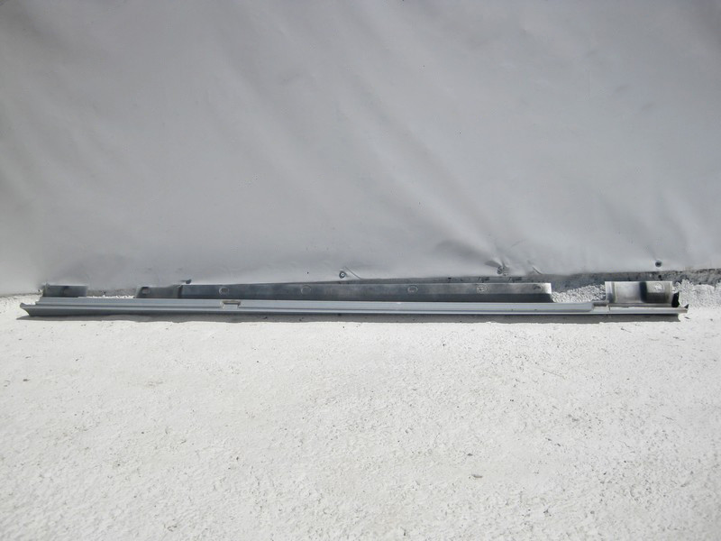 Mercedes-Benz  A2046980454 Поріг пластиковий правий C-Class W204 Одеса - фото 4