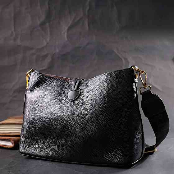 Женская сумка с оригинальной застежкой пуговкой из натуральной кожи Vintage 22319 Черная Киев