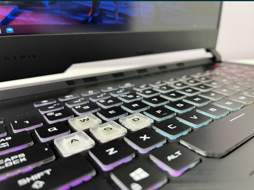 ASUS ROG STRIX RTX 2060 6Gb 115W i7-9750H 120Hz RAM 16 Gb SSD 512Gb.Ноутбук Київ - фото 3