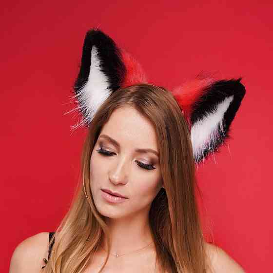Меховые ушки кошки трехцветные: Красный, черный, белый OKOVA Sex Aura Киев