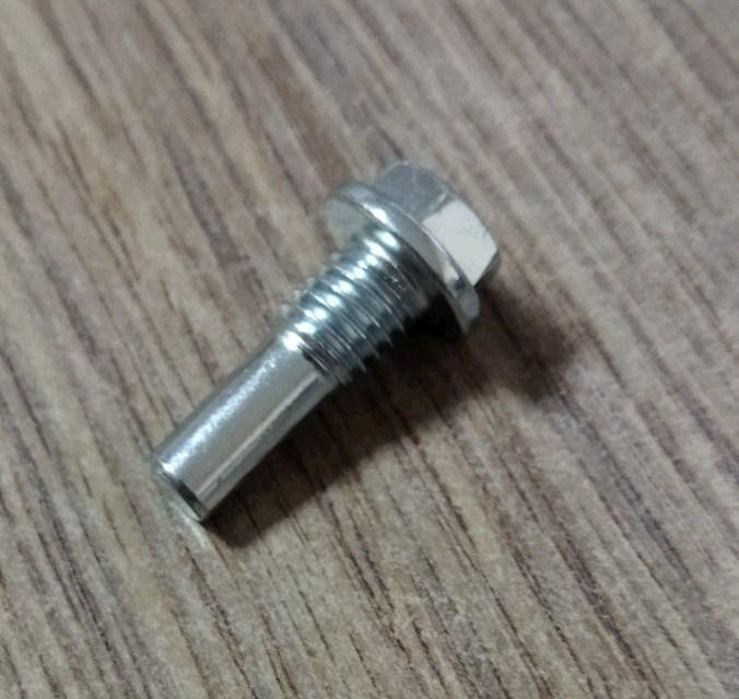 Болт кріплення важеля натягувача ланцюга Delta 70 (d-8mm, L-25mm) MOZBA Київ - фото 1