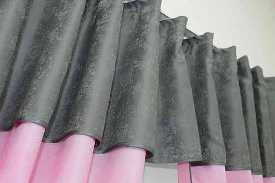 Кухонні штори VR-Textil № 073к з ламбрекеном і підхватами рожевий із графітовим 290х170 см (52-0208) Київ