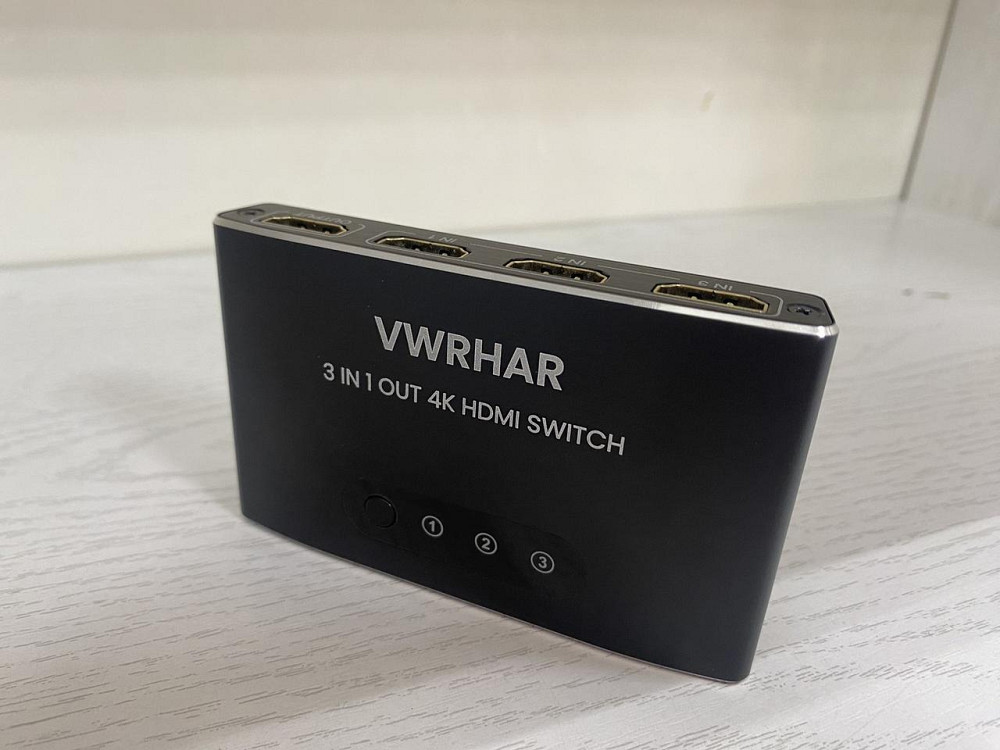 Перемикач HDMI Switch VWRHar 3 в 1 вихід 4K UHD, алюмінієвий комутатор із ручним керуванням та USB-живленням [Б/В] Київ - фото 1