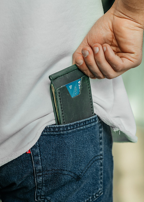 Чоловічий гаманець із натуральної шкіри, чорний місткий гаманець, чоловічий на кнопці гаманець із Crazy HorseMasterSem Київ - фото 5