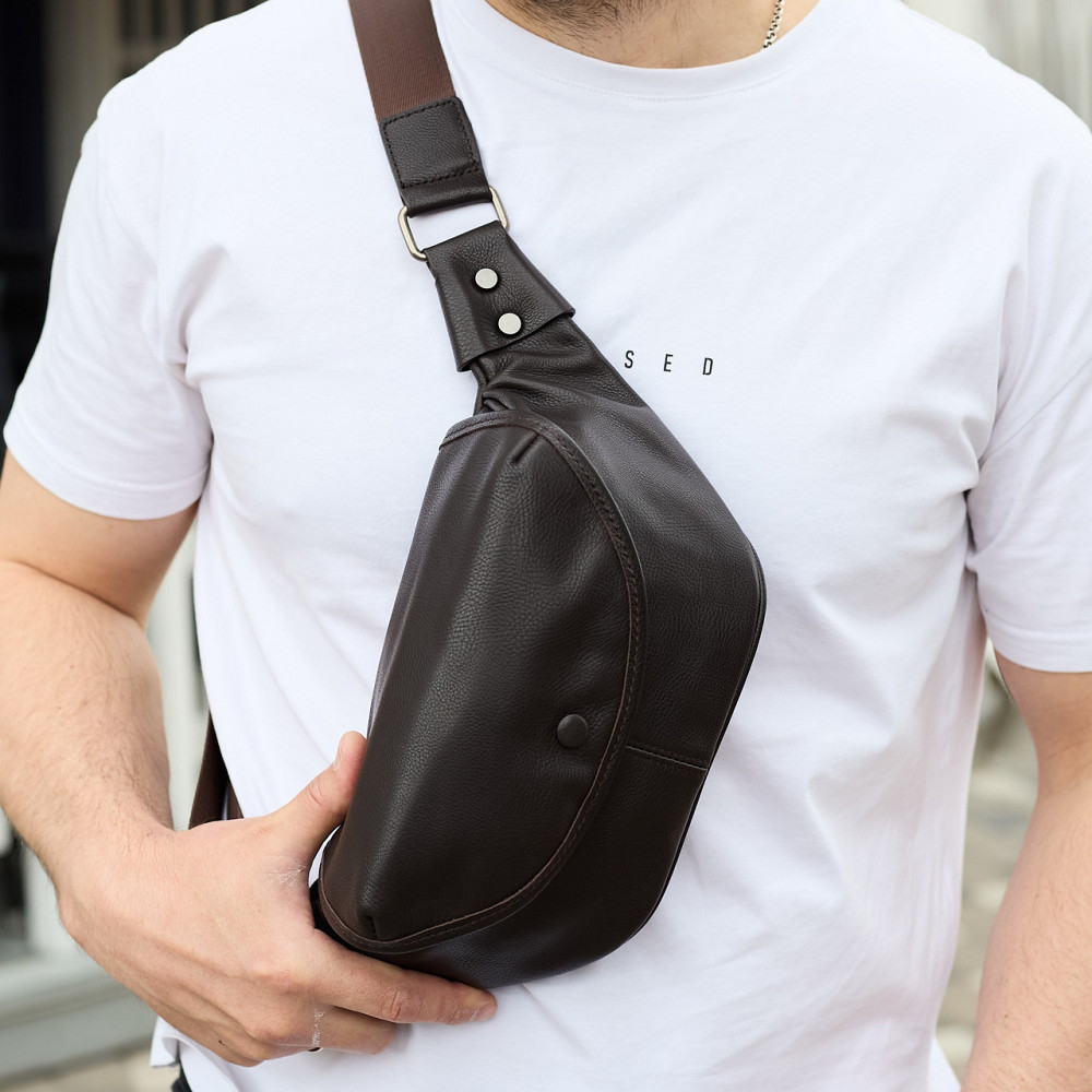 Чоловічий шкіряний рюкзак нагрудний для телефону 14х29х8, сумка бананка для міста та відпочинку 70101 чорна Кам'янське - фото 10