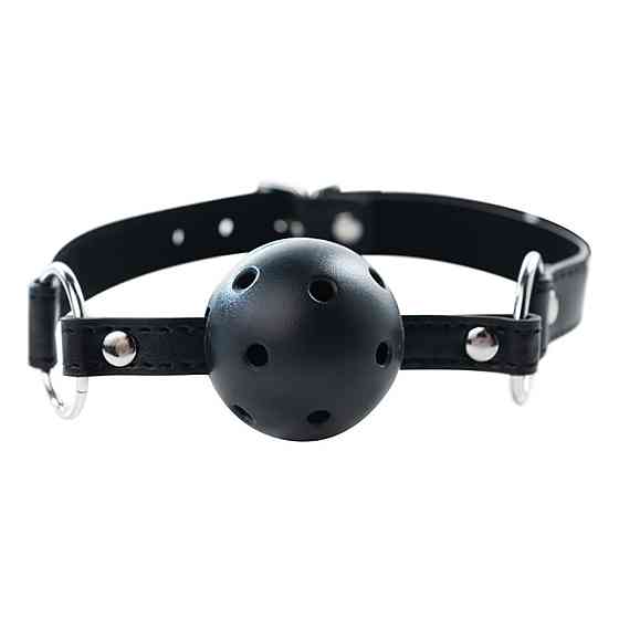 Кляп Black breathable ball gag with adjustablestrap Sex Aura Киев