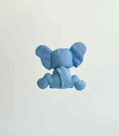 М’яка фетрова іграшка слон ручної роботи – безпечна розвиваюча іграшка Київ