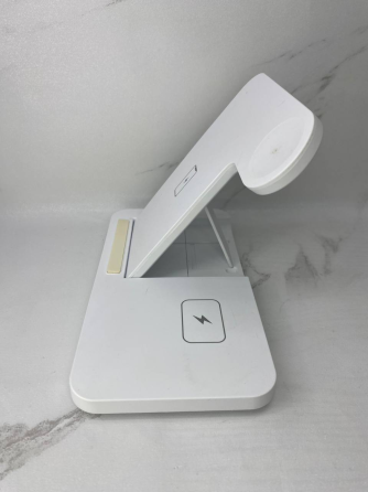 Беспроводная зарядная станция 3-в-1 FDGAO 15W для iPhone, Apple Watch, AirPods (Б/У) Киев