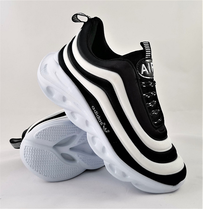 Кросівки Adidas Air Boost Білі Чорні Чоловічі Адідас (розміри: 42) Відео Огляд Дніпро - фото 3