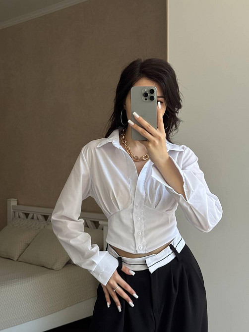 Женская базовая приталенная рубашка с имитацией корсета коттон 44/46 Одесса - изображение 4