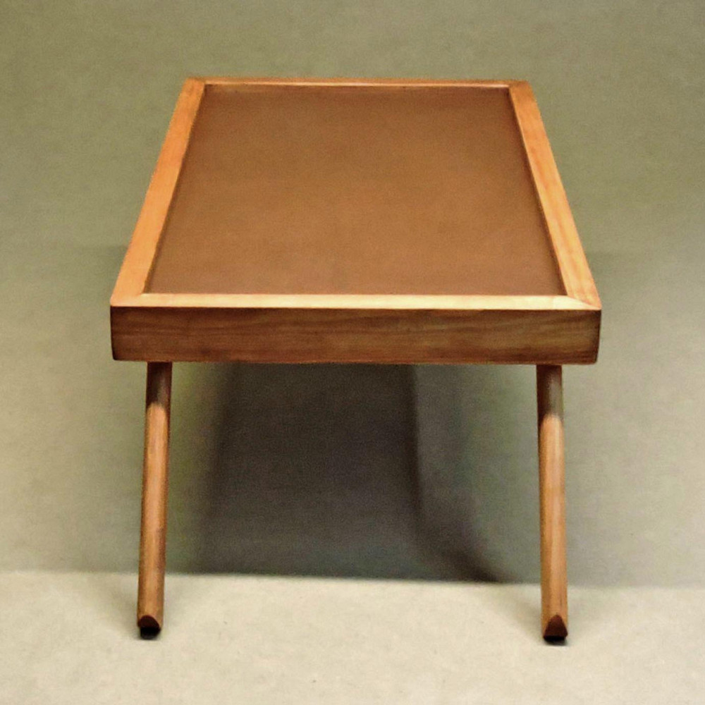 Столик-поднос для завтрака 