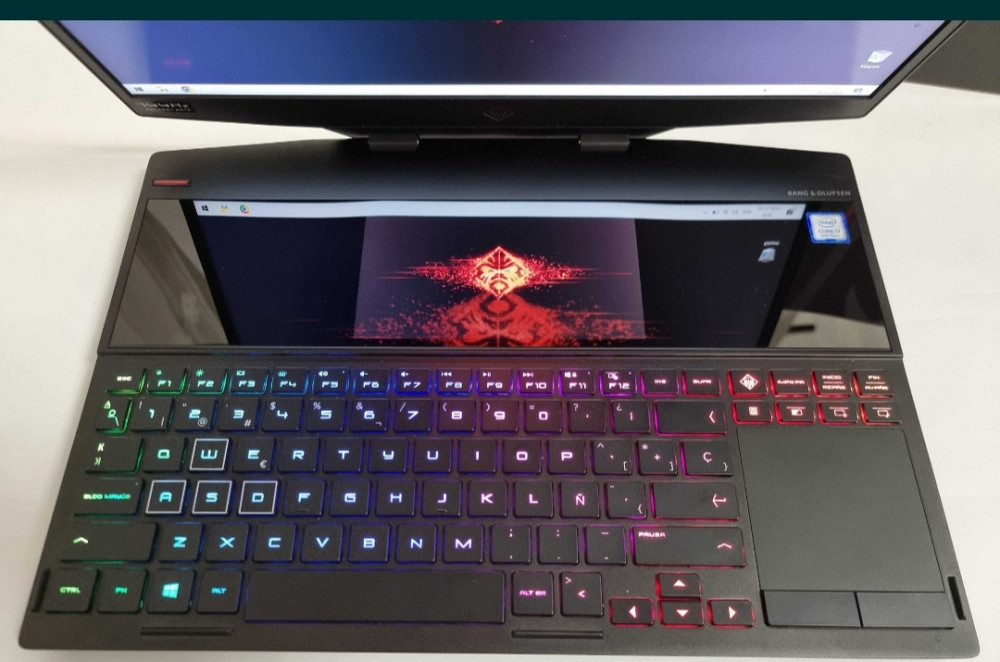 Ноутбук: HP OMEN X 17 9750H /RTX 2070 8Gb/RAM 16Gb/SSD 512Gb/ 144Hz Київ - фото 4