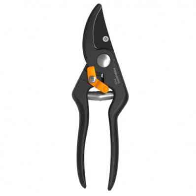 Секатор площинний Fiskars Solid P131 (1057161) Коломыя