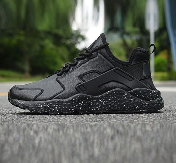 Мужские Чёрные Термо Кроссовки Nike Huarache Кожаные Найк Черные Еврозима (размеры: 41,42,43,44,45) Днепр - изображение 1