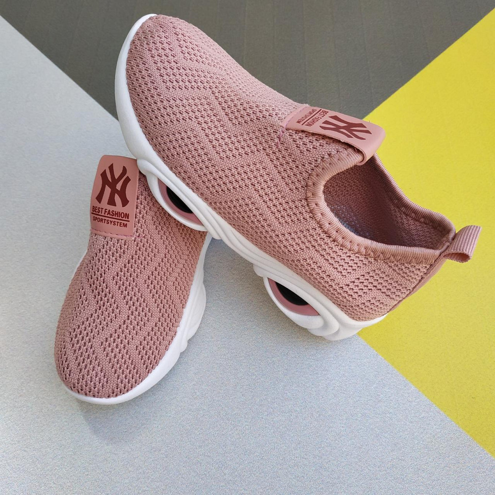 Кроссовки спортивные текстильные пудра маломерят 16.5см 27р Киев - изображение 1