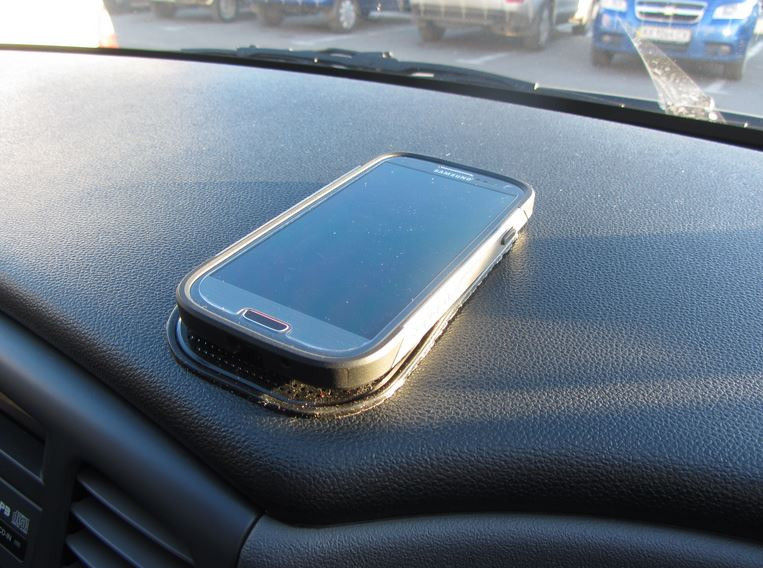 Коврик антискользящий на панель машины Киев - изображение 7