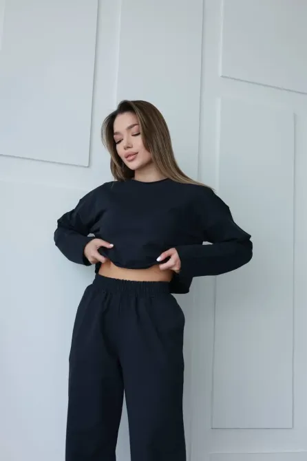 Стильний костюм із кроп-світшотом та прямими штанами Одеса - фото 13