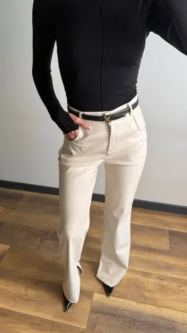 Кожаные брюки с идеальной посадкой и вырезами Одесса - изображение 7